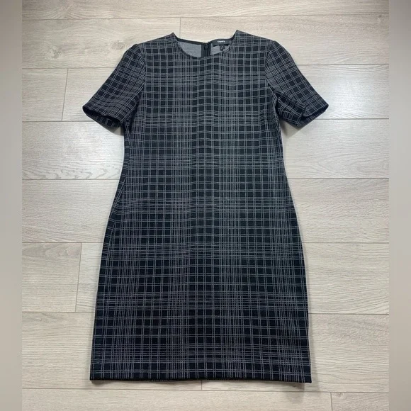 Theory Rijik Structured Knit Pattern Shift Dress - Picture 3 of 11